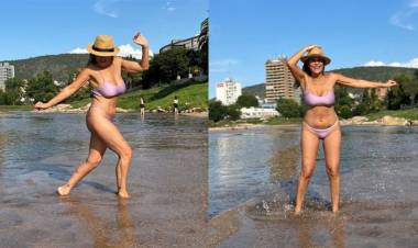 FOTOS EN VILLA CARLOS PAZ: A LOS 56 AÑOS ACAPARÓ TODA LA ATENCIÓN EN BIKINI Y “SIN FILTROS”