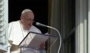 EL PAPA FRANCISCO PIDIÓ QUE CESE LA VIOLENCIA EN PERÚ