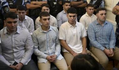 CRIMEN DE FERNANDO BÁEZ SOSA: PERPETUA PARA CINCO ACUSADOS Y CONDENA DE 15 AÑOS A TRES