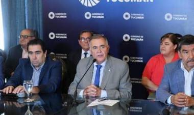 TUCUMÁN: CONFERENCIA DE PRENSA DEL GOBERNADOR OSVALDO JALDO EN CASA DE GOBIERNO
