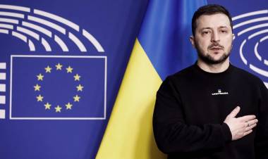 LA INVASIÓN RUSA "NO SE DETENDRÁ" ASEGURÓ ZELENSKI, QUIEN PIDIÓ ACELERAR LA AYUDA MILITAR