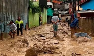BRASIL: INUNDACIONES Y DERRUMBES EN EL ESTADO DE SAN PABLO