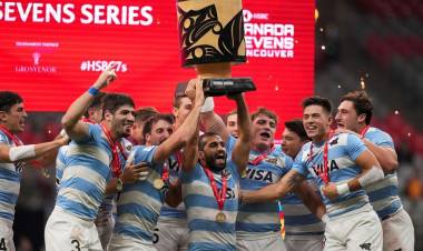 LOS PUMAS 7s SE CONSAGRARON CAMPEONES DEL SEVEN DE VANCOUVER AL VENCER A FRANCIA