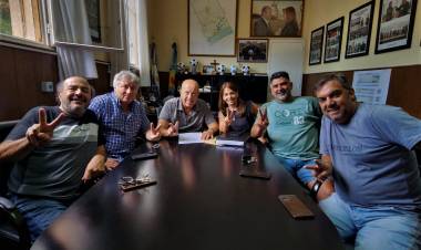 PARTIDO DE MAR CHIQUITA: LAS AUTORIDADES DEL PJ SE REUNIERON CON SU "MEJOR CANDIDATO, EL INTENDENTE JORGE PAREDI"