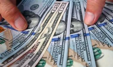 COTIZACIÓN: EL DÓLAR BLUE SUBIÓ $9 Y CERRÓ EN $432