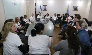 TUCUMÁN: ALGUNOS PEDIATRAS DE LA PROVINCIA SE REUNIERON CON EL MINISTRO DE SALUD PARA  TRATAR LA SITUACIÓN DE LA BRONQUIOLITIS EN LOS CENTROS DE ATENCIÓN PRIMARIA