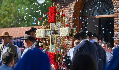 SAN LUIS: CON PROMESAS CUMPLIDAS Y ESPERANZA, LA VILLA DE LA QUEBRADA VIVIÓ SU MULTITUDINARIA CELEBRACIÓN EN PAZ