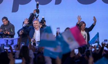 MARTÍN LLARYORA VENCIÓ A LUIS JUEZ Y SERÁ EL GOBERNADOR DE CÓRDOBA