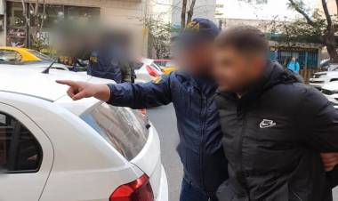 BUENOS AIRES: UN JOVEN DE 29 AÑOS CONOCIDO COMO "CHAKI CHAN" FUE DETENIDO EN EL MARCO DE 18 NUEVOS ALLANAMIENTOS