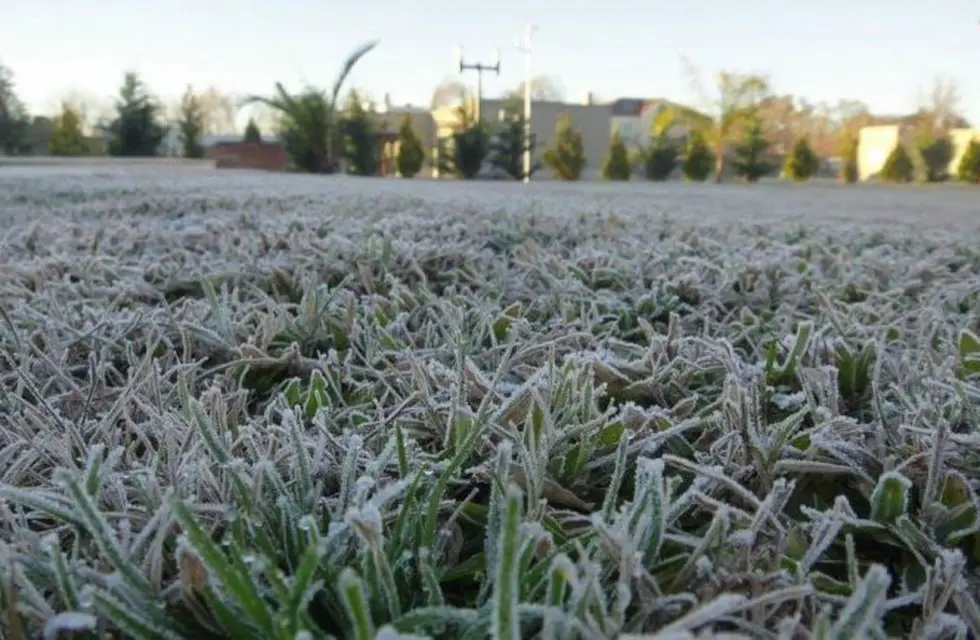 AMANECER HELADO: ALERTA POR FRÍO EXTREMO EN GRAN PARTE DEL PAÍS, 34 LOCALIDADES BAJO CERO