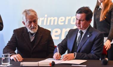 EL GOBERNADOR DE SAN LUIS FIRMÓ UN CONVENIO CON LA AGENCIA NACIONAL DE DISCAPACIDAD