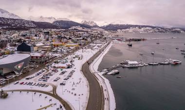 VERSIONES CRUZADAS SOBRE EL ATAQUE CON DRONES UCRANIANOS EN EL MAR NEGRO