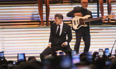 LUIS MIGUEL EN EL MOVISTAR ARENA 