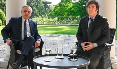 TRANSICIÓN: ASEGURAN QUE LA REUNIÓN ENTRE FERNÁNDEZ Y MILEI FUE “AMABLE Y RESPETUOSA”