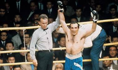 A 55 AÑOS DEL TÍTULO MUNDIAL DEL “INTOCABLE”, NICOLINO LOCCHE