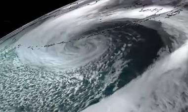 ASÍ  SE VE LA IMPACTANTE TORMENTA EN ALASKA DESDE EL ESPACIO