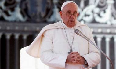 ALUSIÓN A UCRANIA Y MEDIO ORIENTE: EL PAPA FRANCISCO PIDIÓ REDOBLAR ESFUERZOS PARA TERMINAR CON LAS GUERRAS