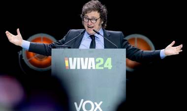 ESCALADA DE TENSIÓN: MILEI TILDÓ DE “SOCIALISTA FATALMENTE ARROGANTE” A PEDRO SÁNCHEZ