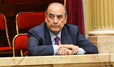 FRANCOS, NUEVO JEFE DE GABINETE: "EL PRESIDENTE ME ELIGIÓ POR TENER MAYOR CAPACIDAD DE DIÁLOGO"