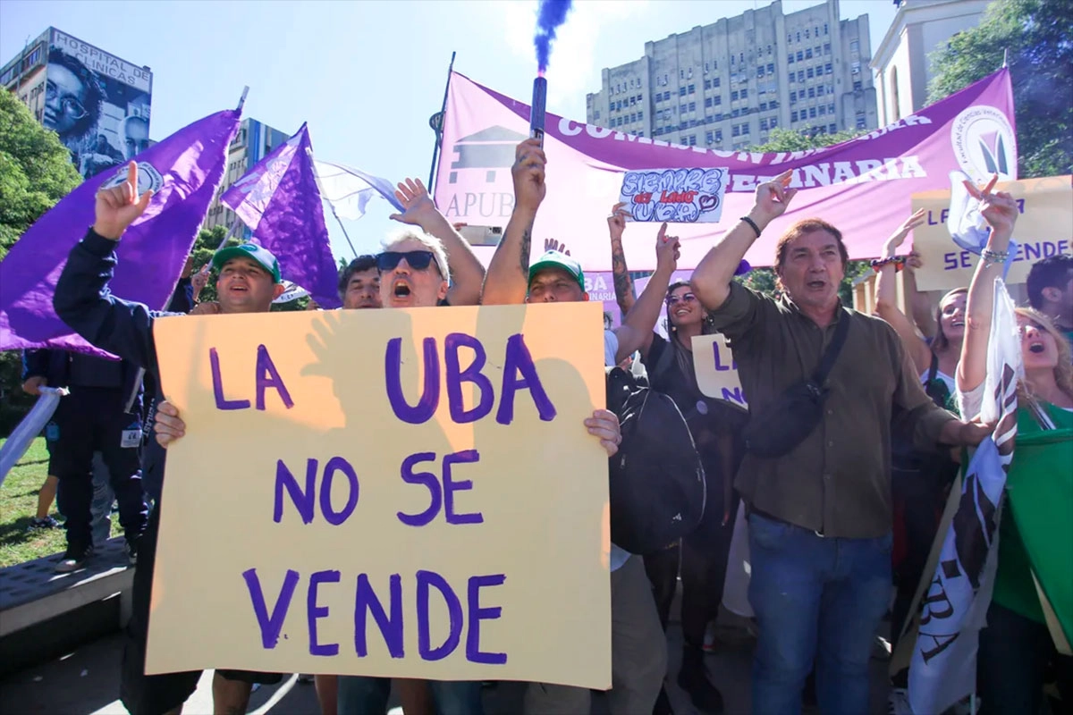 PARITARIAS: GREMIOS UNIVERSITARIOS RATIFICARON EL PARO DEL PRÓXIMO LUNES