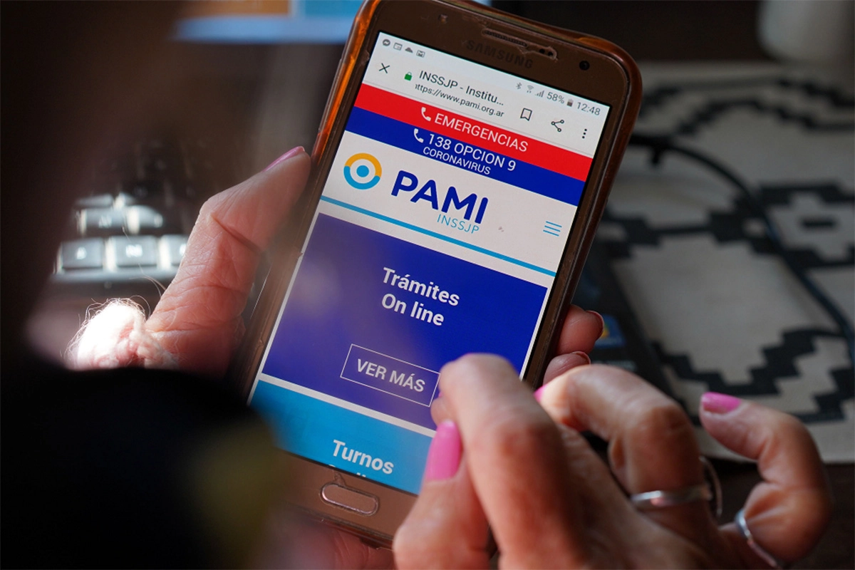 PARA AGILIZAR TRÁMITES: PAMI INTRODUCE EL CARNET DIGITAL Y ELIMINA EL CARNET FÍSICO A PARTIR DE NOVIEMBRE