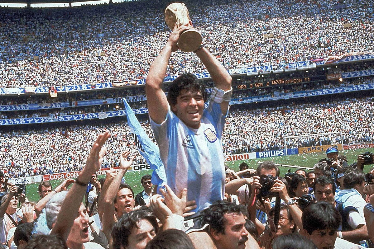 LE COQ SPORTIF ESTÁ EN BANCARROTA, DEJARÍA DE EXISTIR: VISTIÓ A LA SELECCIÓN ARGENTINA EN MÉXICO 86