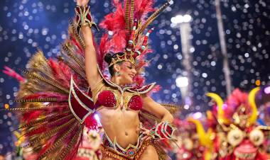 ESTE SÁBADO SE CUMPLIRÁ LA SÉPTIMA NOCHE DEL CARNAVAL DEL PAÍS EN GUALEGUAYCHÚ