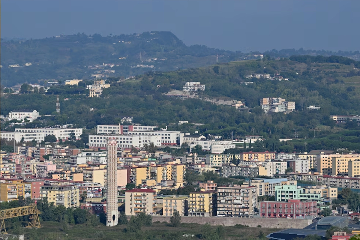 ITALIA: UN SISMO DE 4.6 GRADOS SACUDIÓ LA CIUDAD DE NÁPOLES