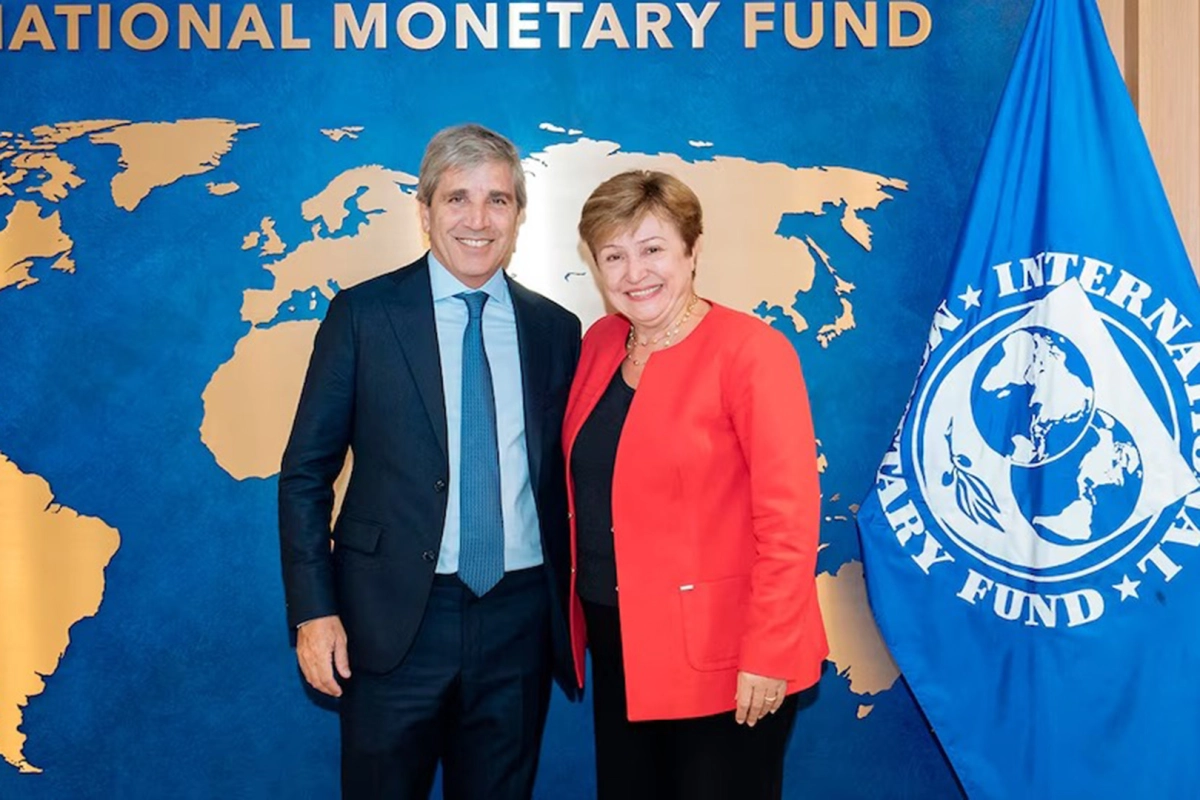 EL GOBIERNO RECIBIRÁ USD 2.000 MILLONES DEL FMI PARA REFORZAR RESERVAS NETAS