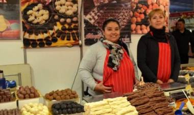 FIESTA NACIONAL DE LA DULZURA 2025: TRES DÍAS DE SABORES, MÚSICA Y TRADICIÓN