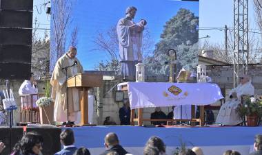 SAN LUIS: VILLA MERCEDES CELEBRÓ A SAN CAYETANO CON MISA Y PROCESIÓN MULTITUDINARIA