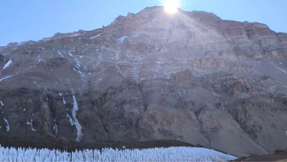 ACONCAGUA: HALLAN POSIBLE ESTRUCTURA INCAICA INÉDITA EN PLAZA DE MULAS