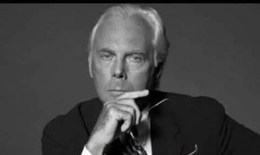 LA MODA SE VISTE DE LUTO