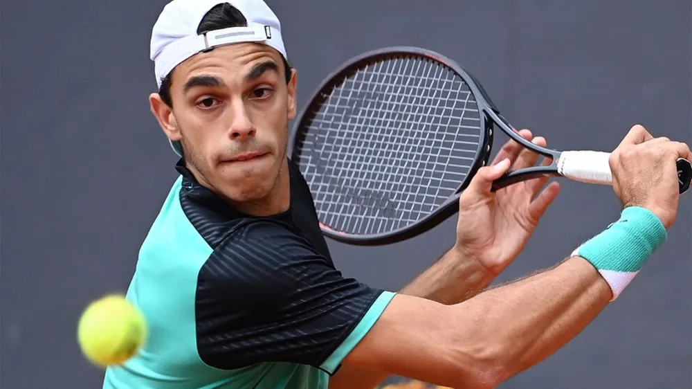 FRANCISCO CERÚNDOLO LE DIO EL SEGUNDO PUNTO A ARGENTINA EN LA COPA DAVIS