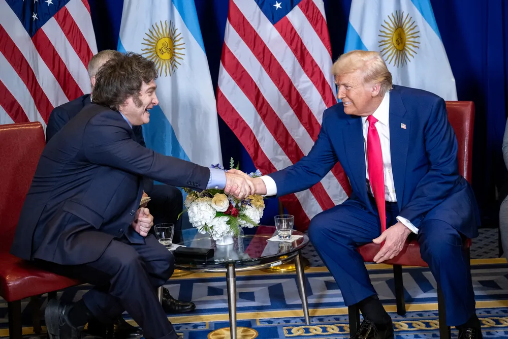 MILEI EN EE.UU.: REUNIÓN CLAVE CON TRUMP Y NEGOCIACIONES POR APOYO FINANCIERO