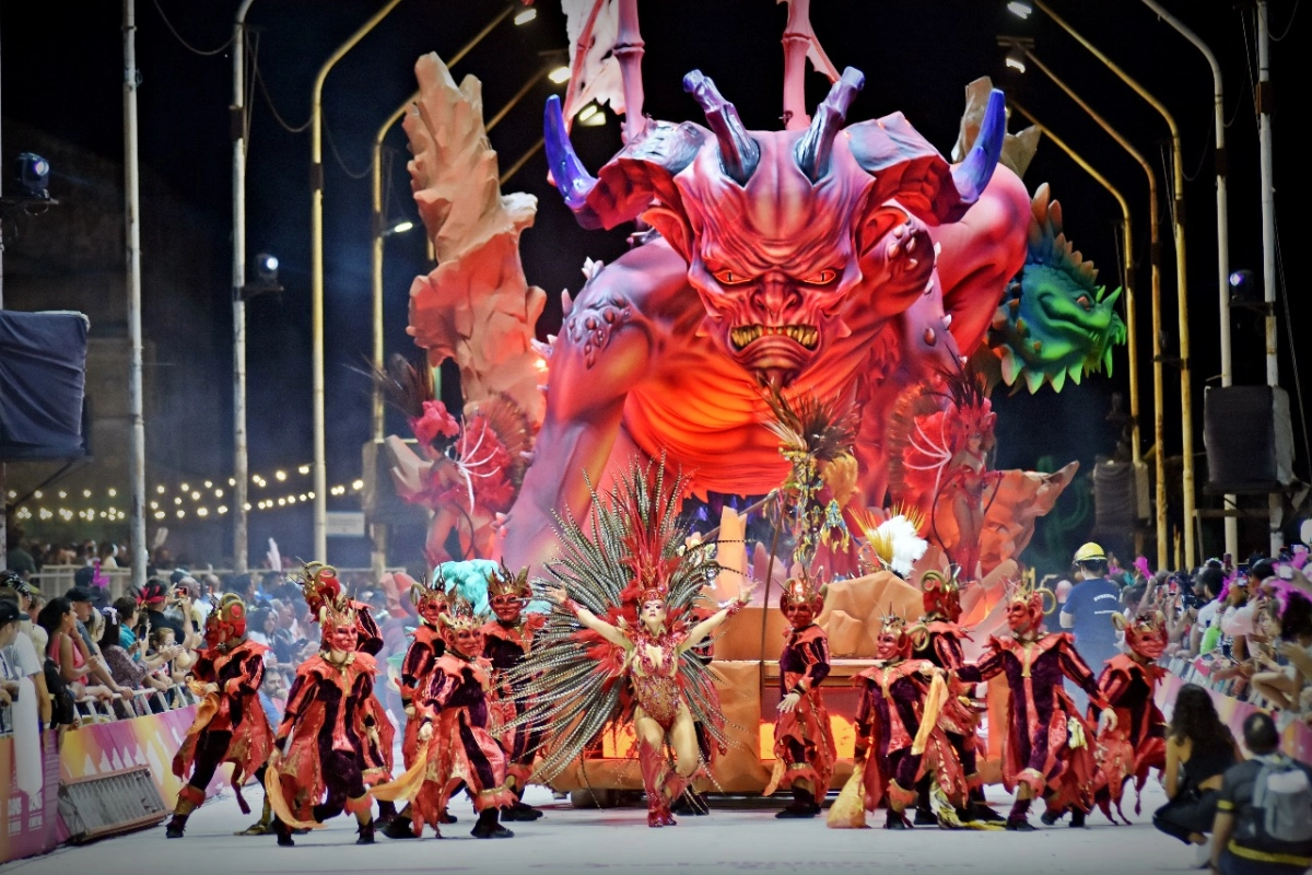 EL CARNAVAL DE GUALEGUAYCHÚ FUE DECLARADO FIESTA NACIONAL