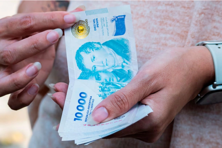 EL GOBIERNO DEBATIRÁ EL NUEVO SALARIO MÍNIMO EL 26 DE NOVIEMBRE