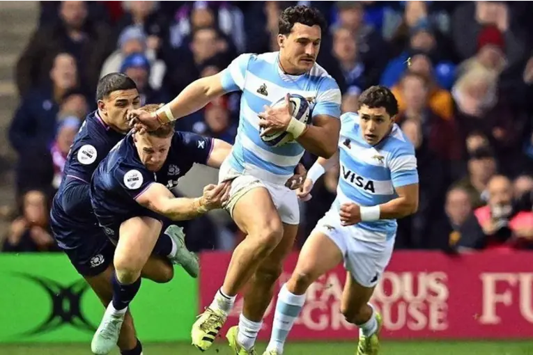 LOS PUMAS REMONTARON Y LOGRARON UN TRIUNFO HISTÓRICO ANTE ESCOCIA 33-24