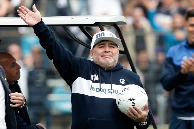 CINCO AÑOS SIN MARADONA: EMOTIVO MENSAJE EN SU CUENTA OFICIAL