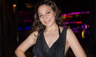 LYNELA EVEMIK NIRA, A LOS 20 AÑOS APUESTA A LA PROFESIONALIZACIÓN Y CONSOLIDA SU CAMINO EN EL MODELAJE ARGENTINO