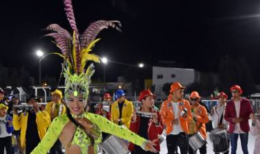 Villa Mercedes comienza a latir al ritmo del carnaval
