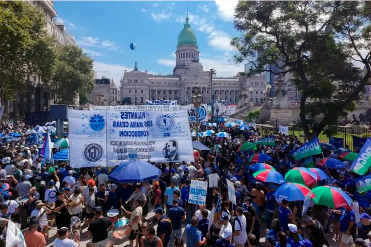 LA CGT ANUNCIÓ PARO GENERAL POR LA REFORMA LABORAL