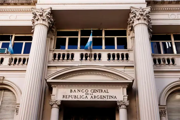 Milei enviará al Congreso una reforma de la Carta Orgánica del Banco Central