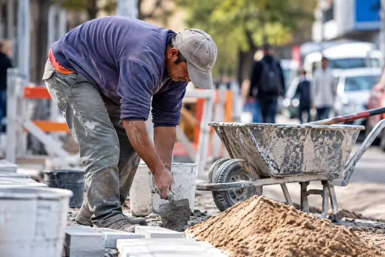 Informalidad laboral en Argentina: llegó al 45% en 2026
