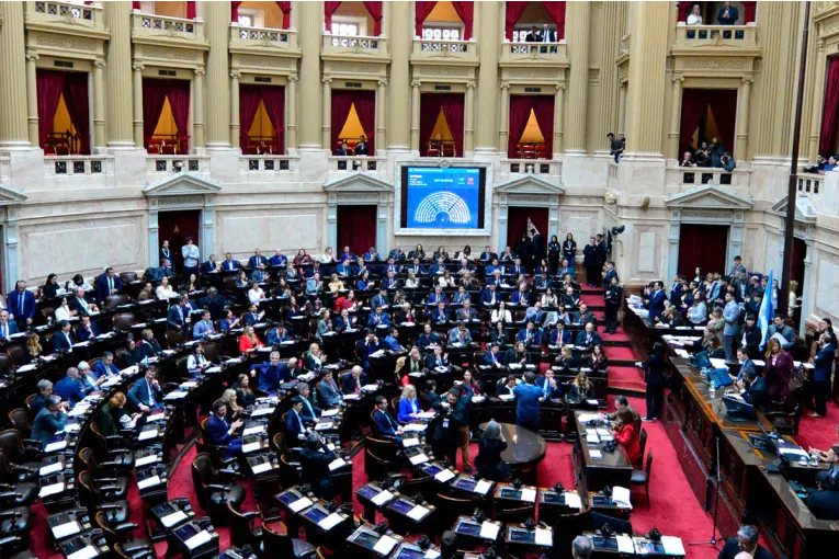 Presupuesto 2027: Diputados debate y Milei negocia con gobernadores