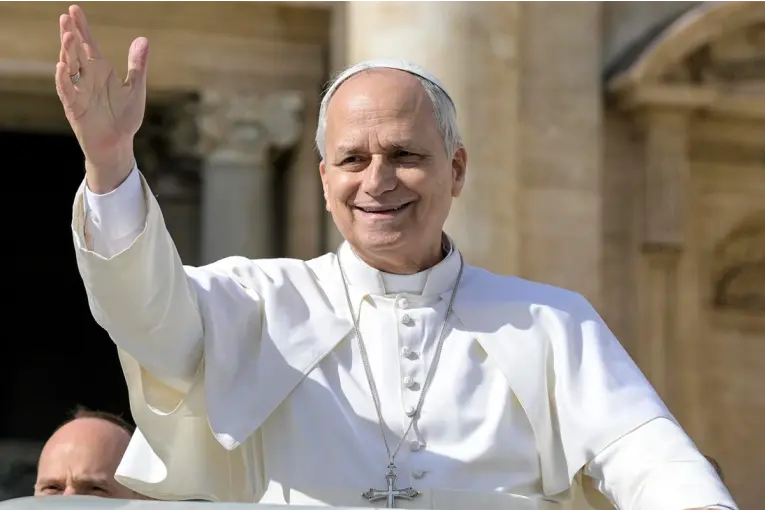 El Papa pidió paz en Oriente Medio y rechazó el uso de armas