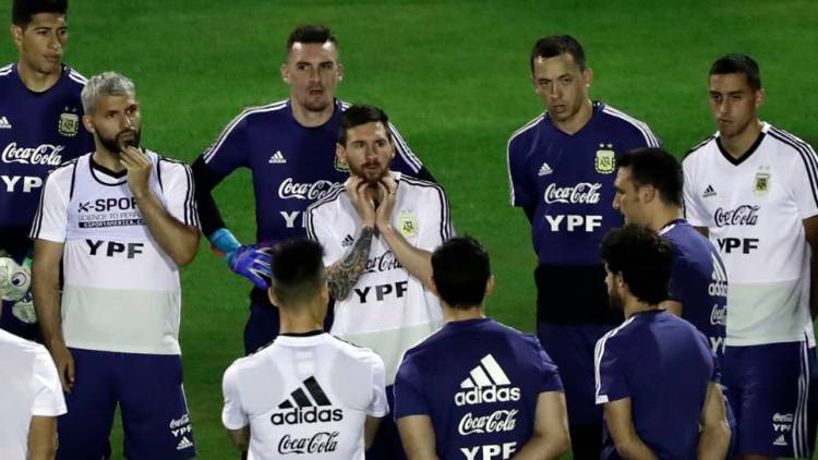 ENTRE DUDAS Y LESIONADOS, ARGENTINA ESPERA POR COLOMBIA
