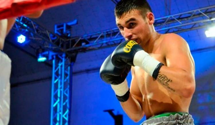 DURA NOTICIA PARA EL BOXEO ARGENTINO: FALLECIÓ HUGO "DINAMITA" SANTILLÁN