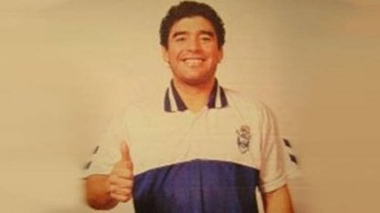 MARADONA SERÁ EL NUEVO TÉCNICO DE GIMNASIA Y REVOLUCIONÓ LA PLATA