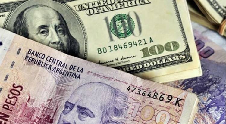 EL DÓLAR CERRÓ LA SEMANA EN 62,93 PESOS